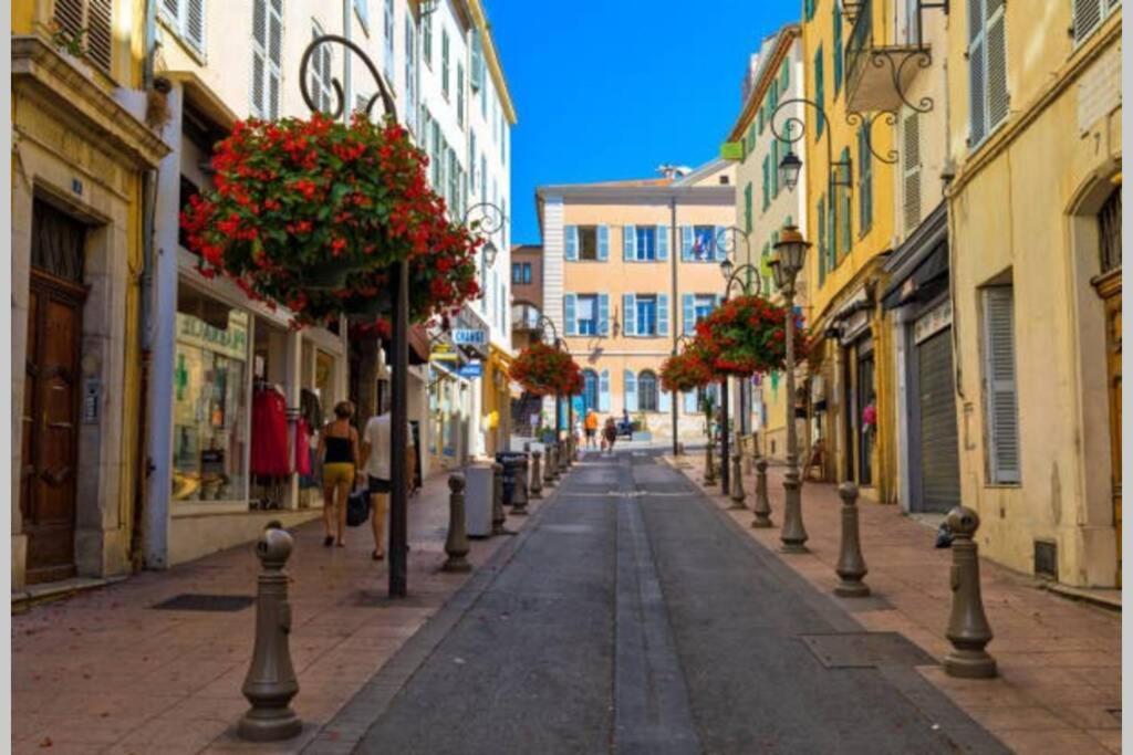 Coquet 2 Pieces Coeur Vieil Antibes Apartment Exterior foto